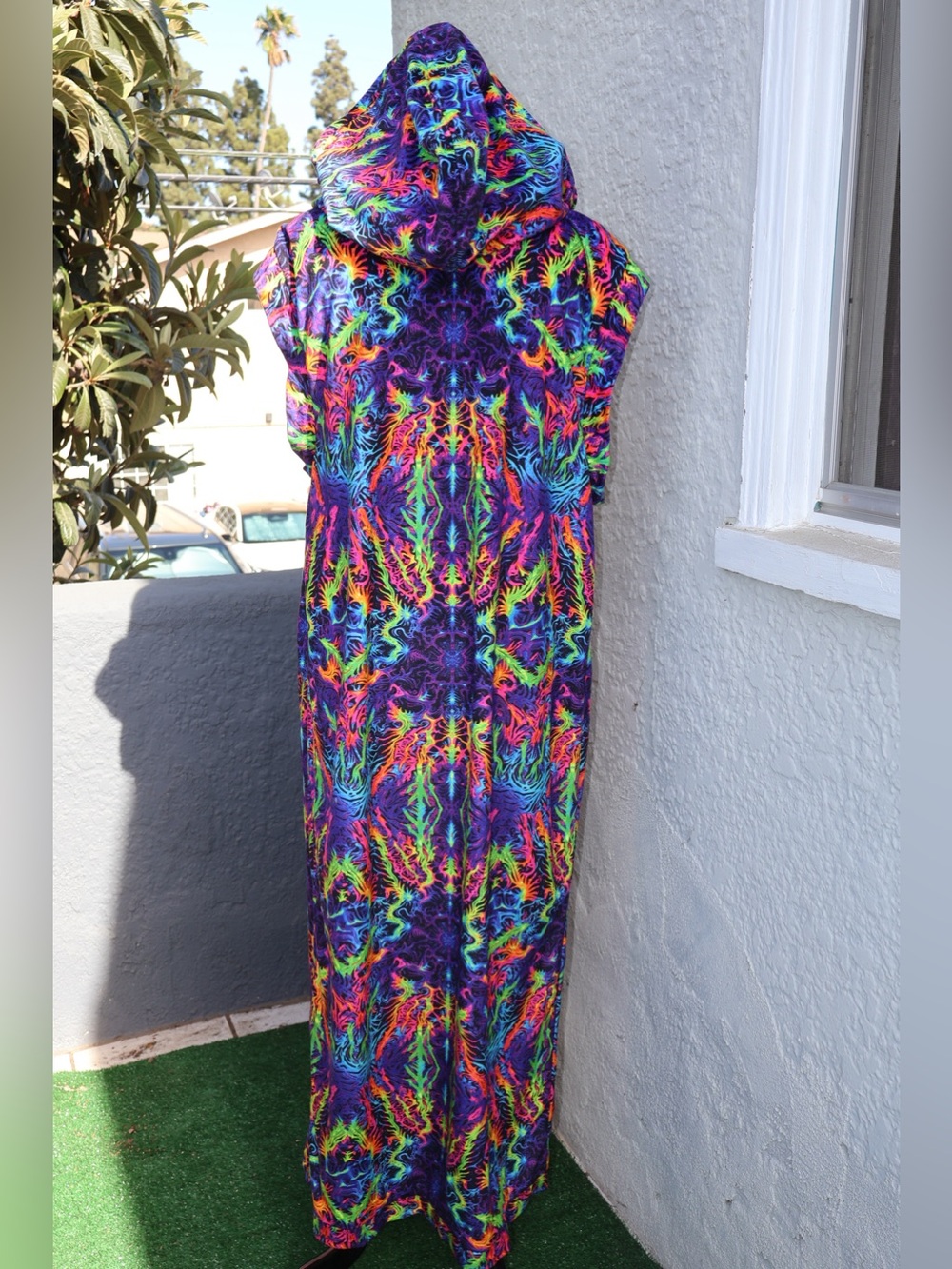 iHeartRaves Utopian Bliss Hooded Festival Cloak Coat UV Blacklight Reactive L